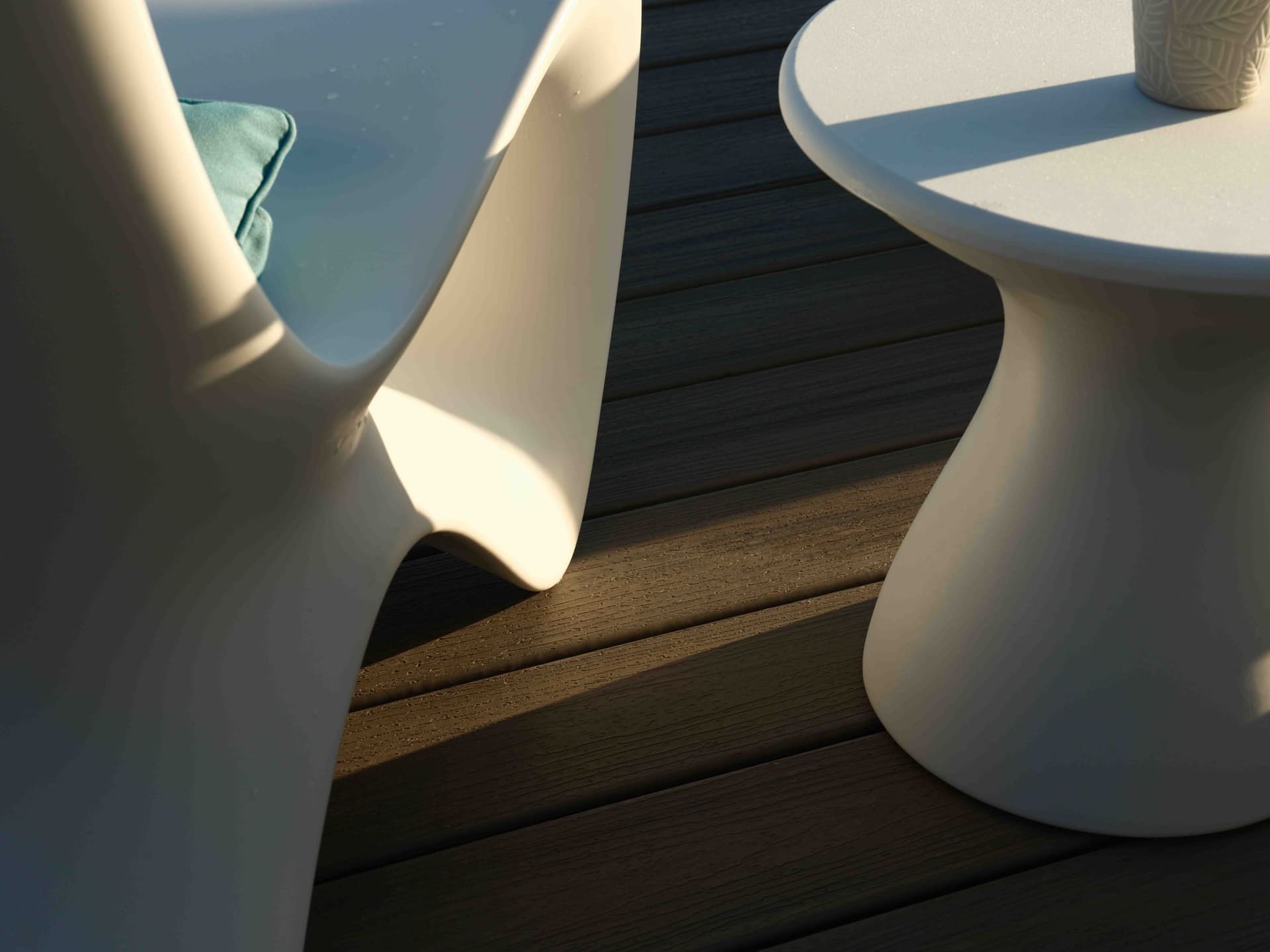 Ledge Loungers Home & Outdoor product photography